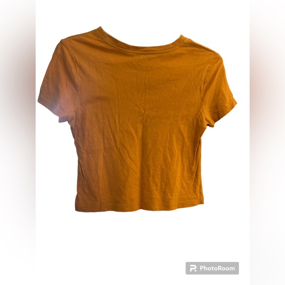 ⭐️forever 21 crop t shirt - Picture 2 of 3